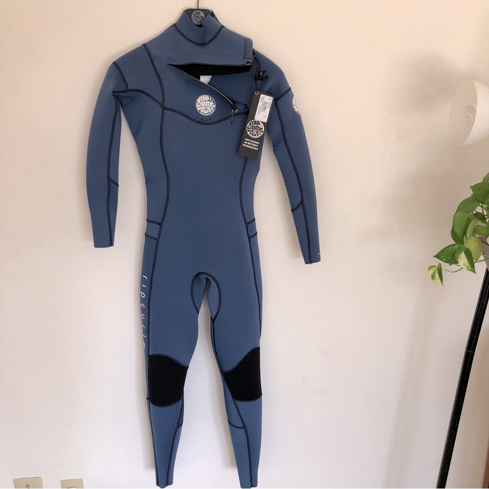 NWT New Womens Rip curl wetsuit 3/2 chest zip Dawn Patrol sealed size 4-6